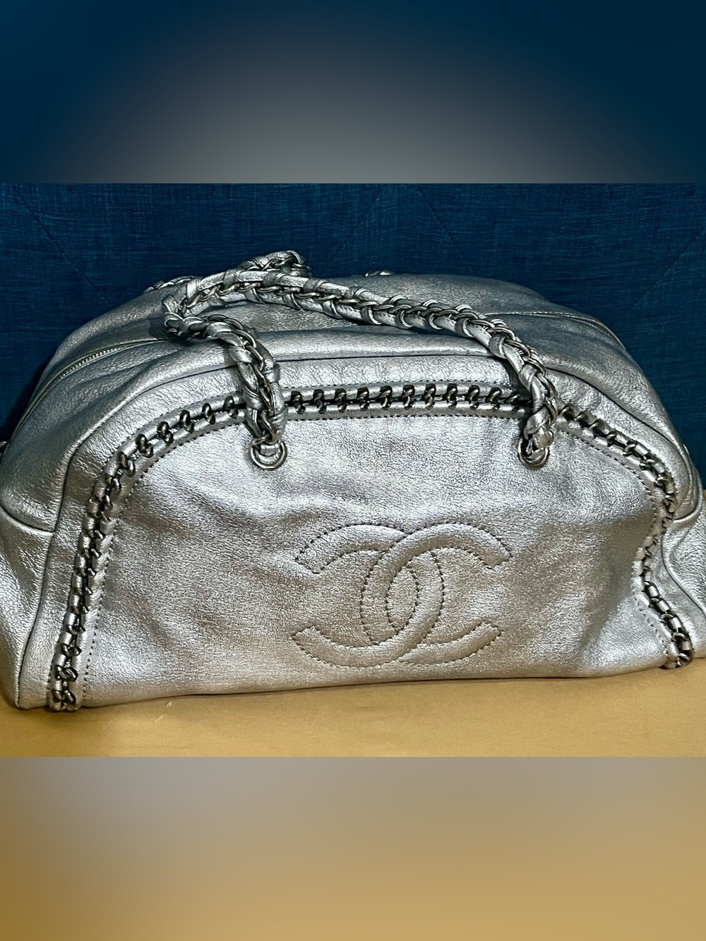 CHANEL Silver Quilted CC Shoulder Bag
